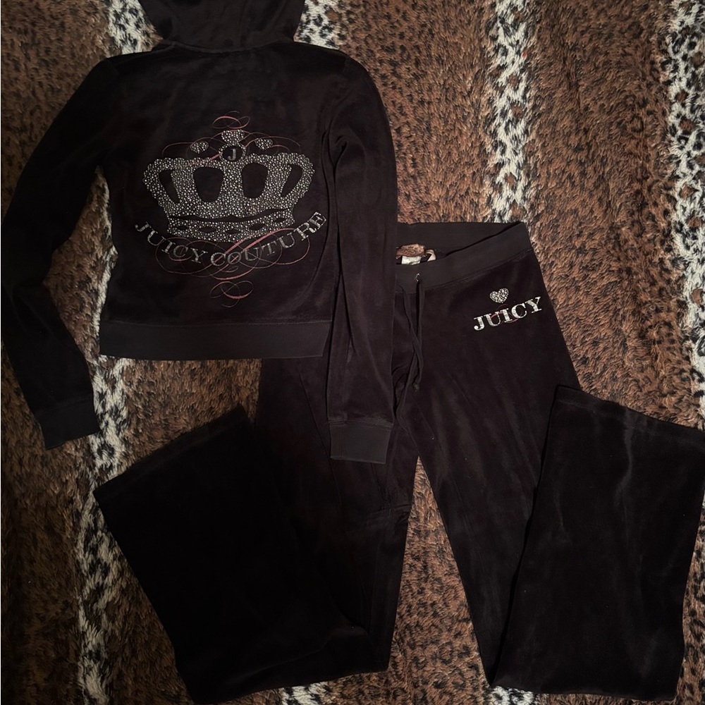 Juicy Couture Black Velour Tracksuit with Rhinestone Detail OPEN TO OFFERS!!!